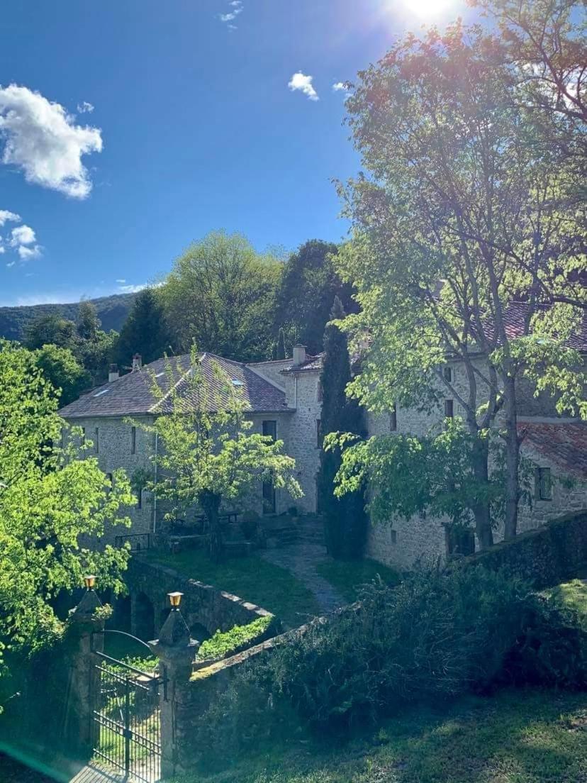 הוילה Saint-André-de-Majencoules Gite Pommier Au Chateau Des Pauses מראה חיצוני תמונה