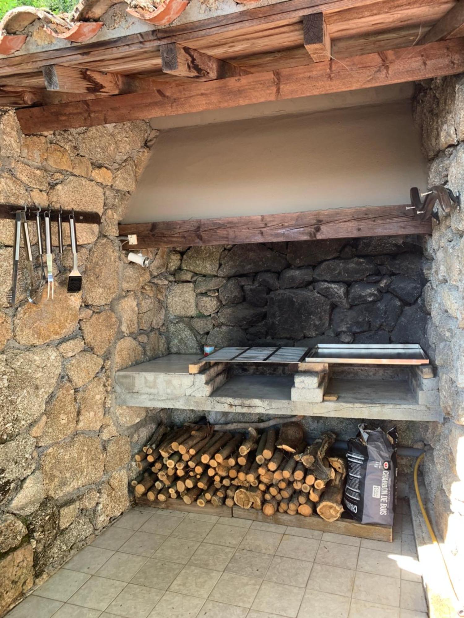 הוילה Saint-André-de-Majencoules Gite Pommier Au Chateau Des Pauses מראה חיצוני תמונה